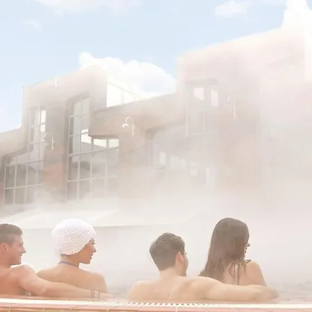 Апартаменты Major Хайдусобосло